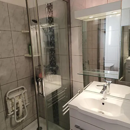 2 Avec Balcon, Garage Et Parking - Proche Des Thermes * Amelie-les-Bains-Palalda