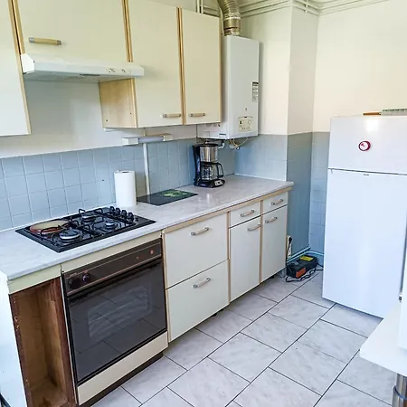 2 Avec Balcon, Garage Et Parking - Proche Des Thermes Apartament *